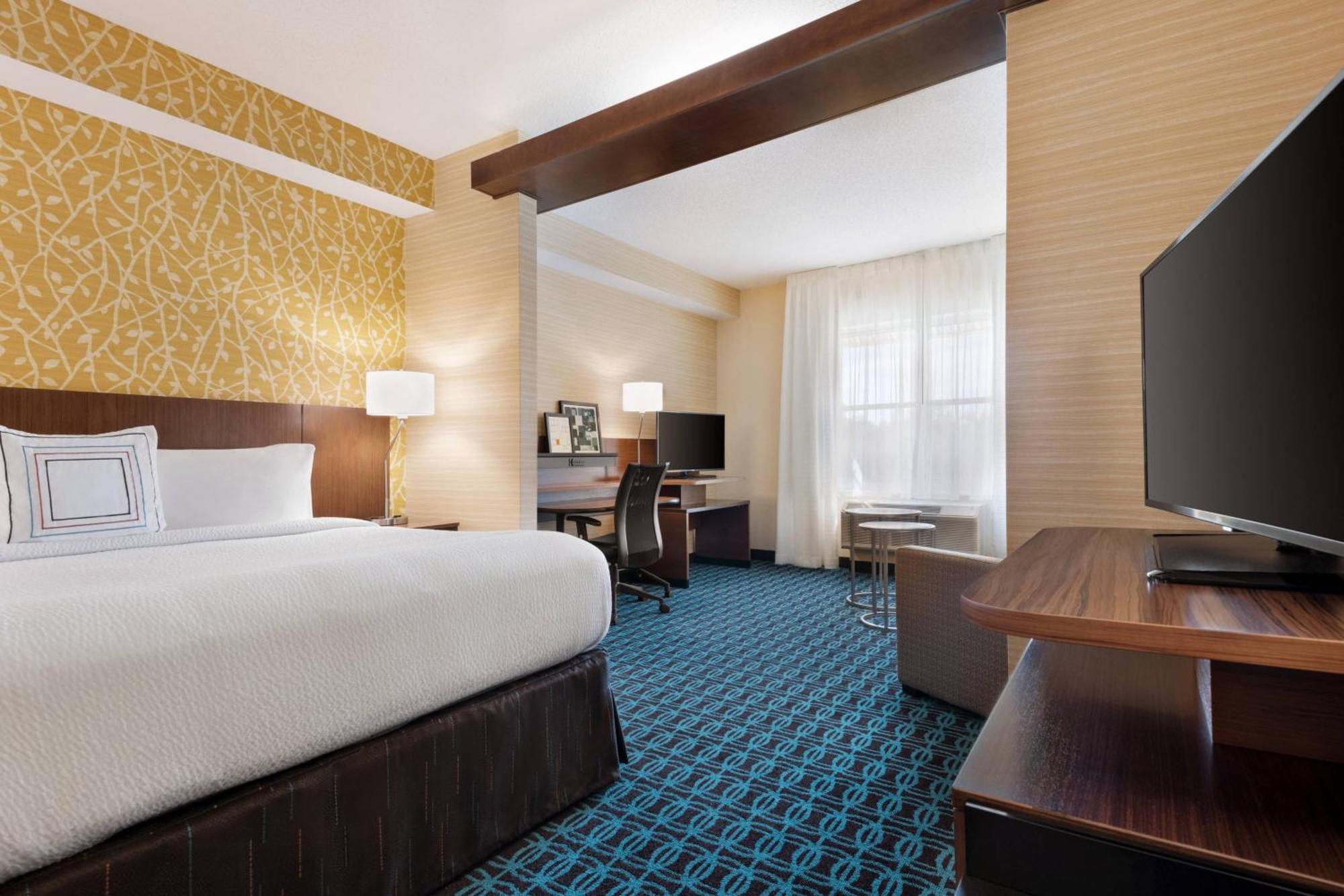 Fairfield Inn & Suites By Marriott Charlottesville Downtown/University Area Exteriér fotografie