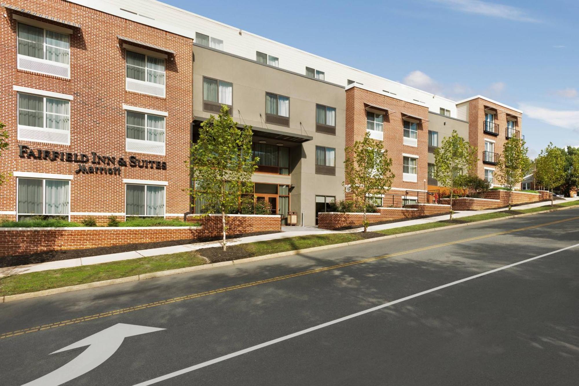 Fairfield Inn & Suites By Marriott Charlottesville Downtown/University Area Exteriér fotografie