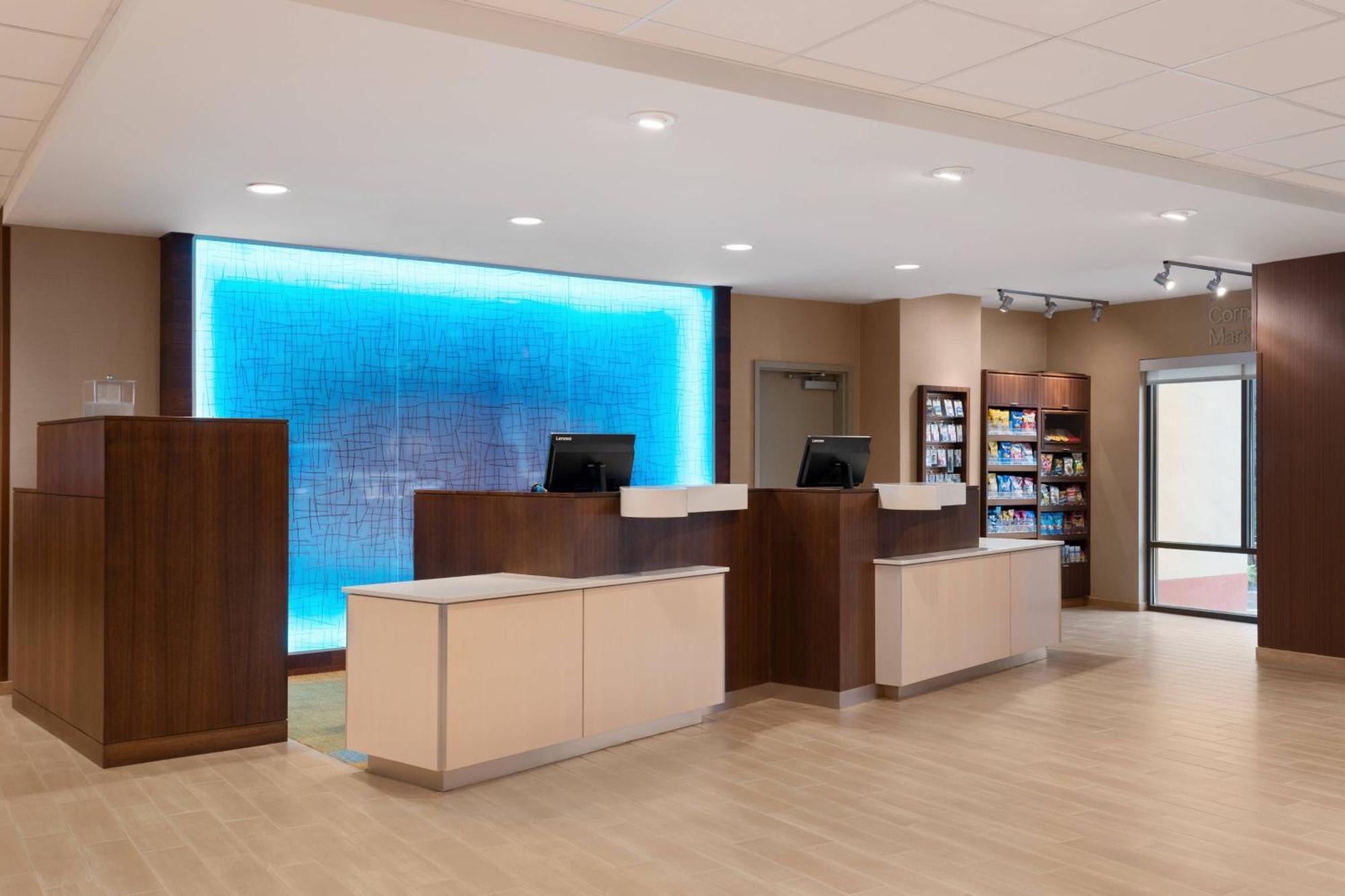 Fairfield Inn & Suites By Marriott Charlottesville Downtown/University Area Exteriér fotografie